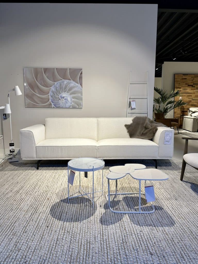 Sfeerfoto van de Nout bank bij Wagenmans wonen en slapen in Lemelerveld.